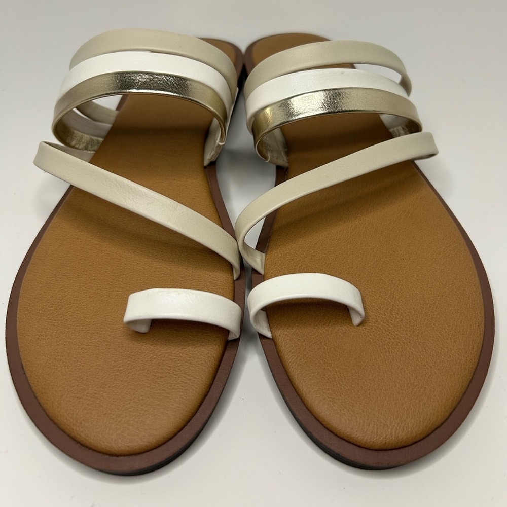 Reaction Kenneth Cole Slip On Beige Gold White Flat Sandal Size 8.5 - Picture 5 of 6